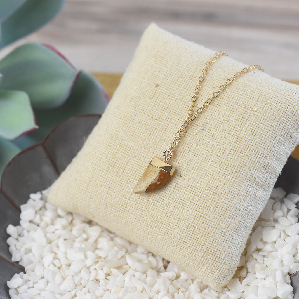 Natural Stone Tiger Tooth Pendant Necklace